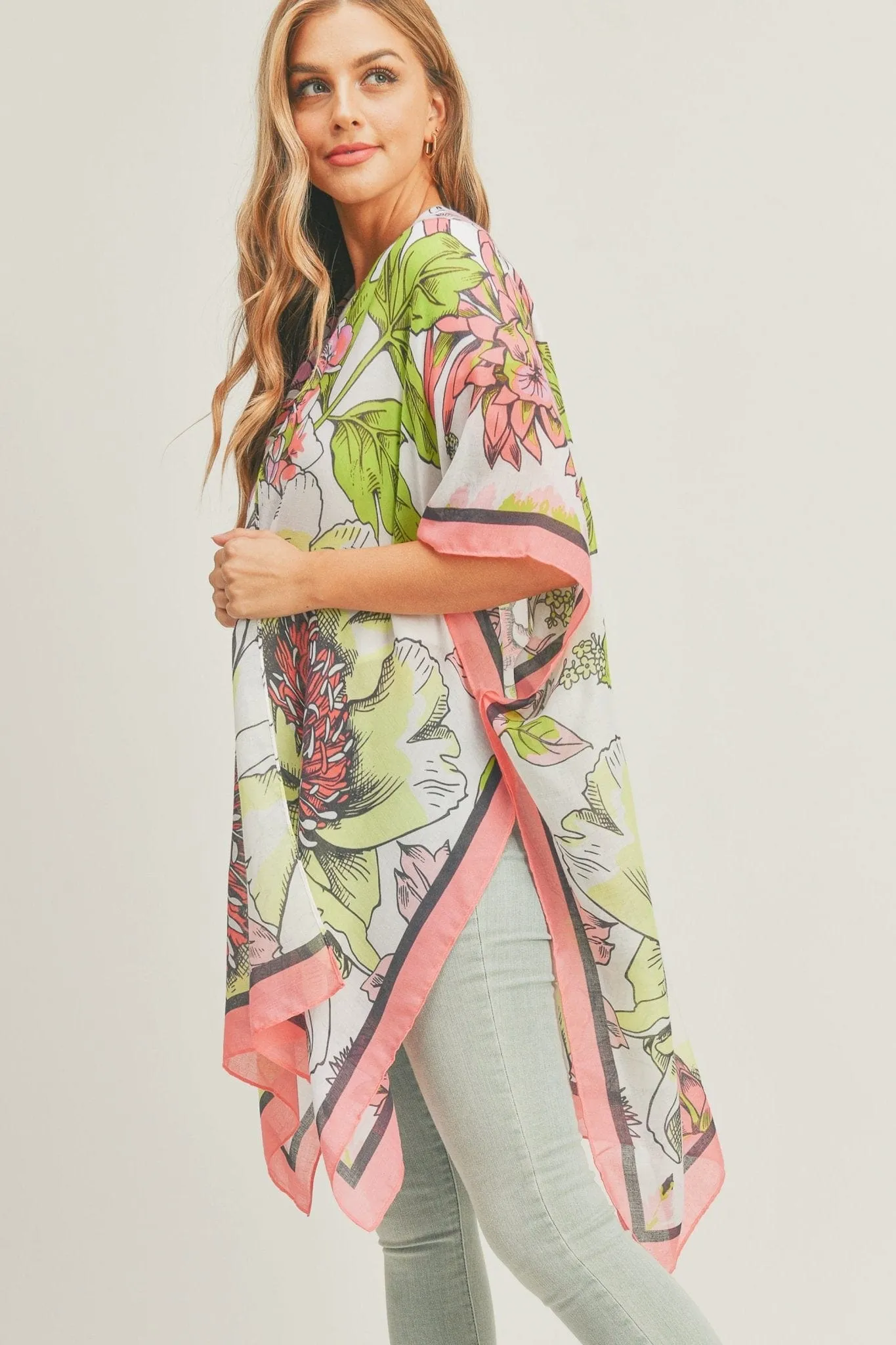 MS0276 Chriselle Floral Print Kimono