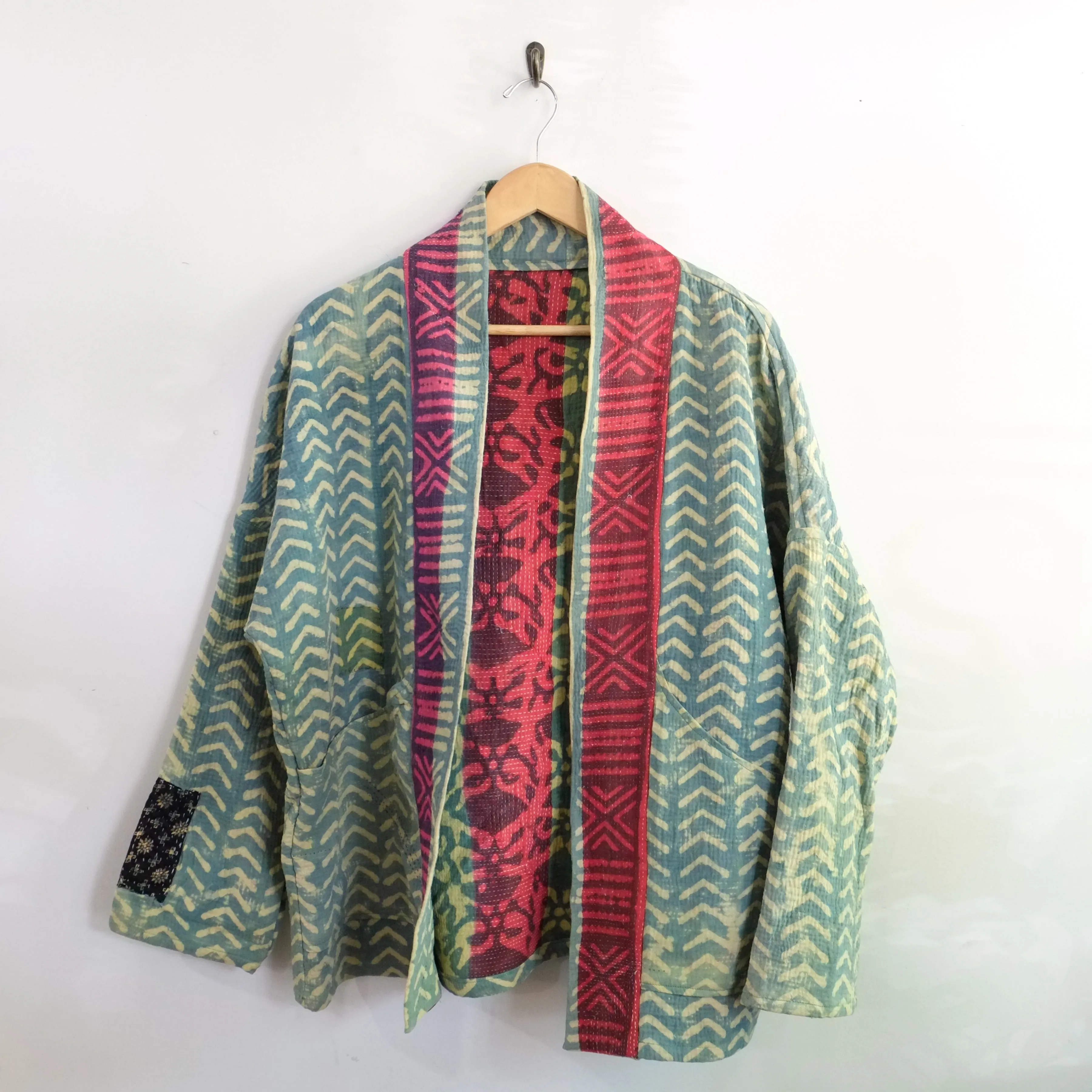 S Chrevron with Red Collar Norah Jacket LM072