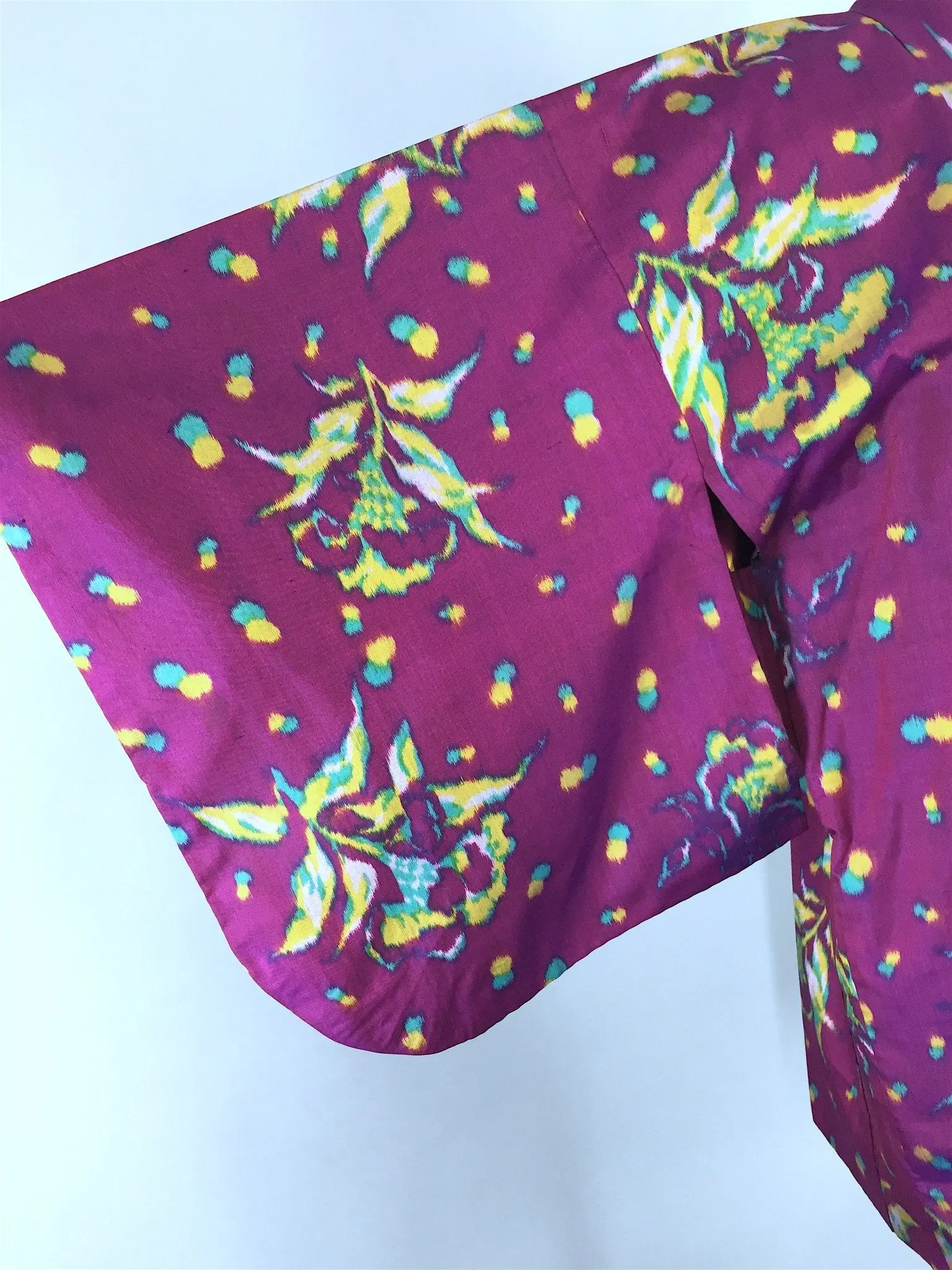 Vintage 1930s Silk Haori Kimono Cardigan / Purple Ikat Floral Print