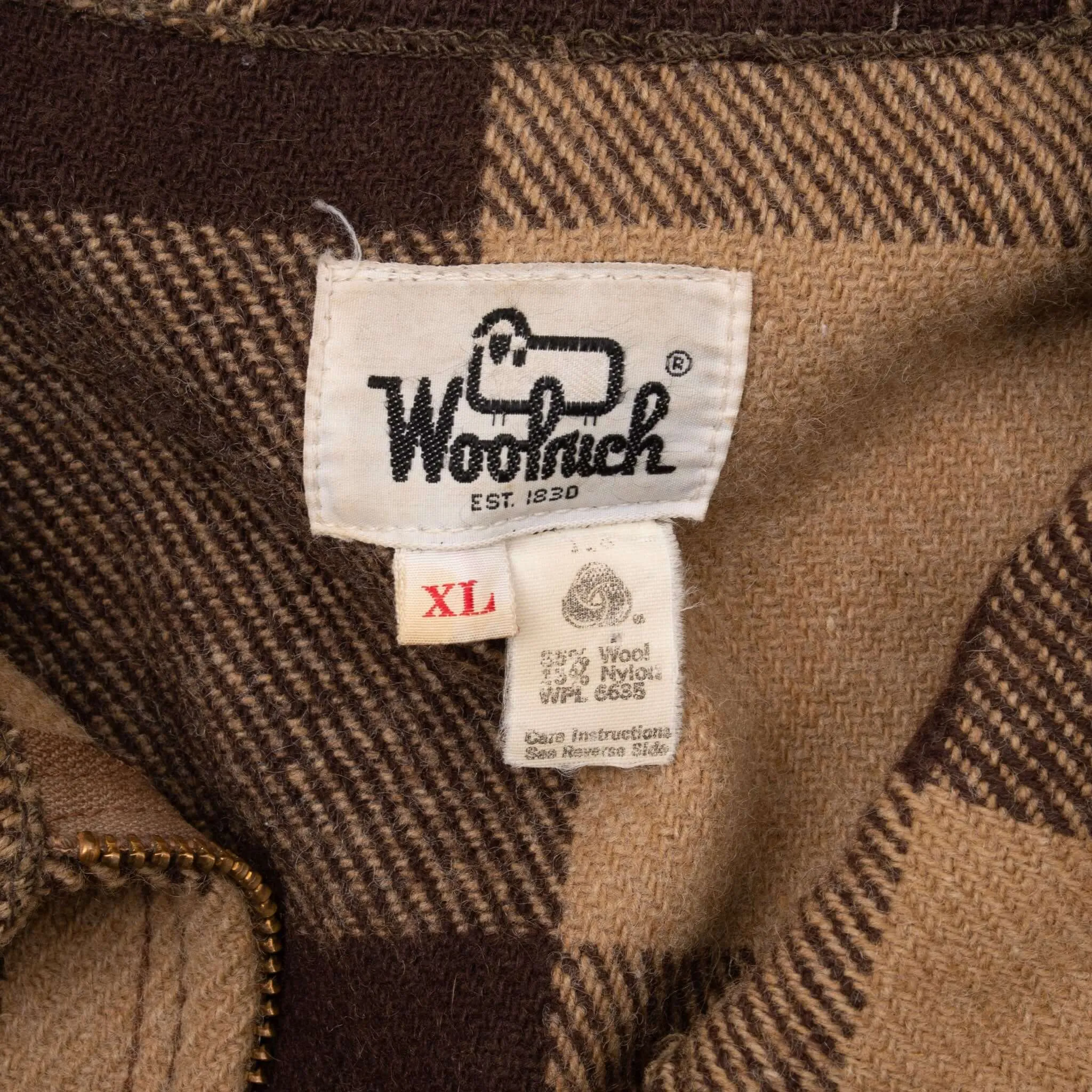 VINTAGE WOOLRICH BROWN PLAID MACKINAW CRUISER JACKET 1970S XL