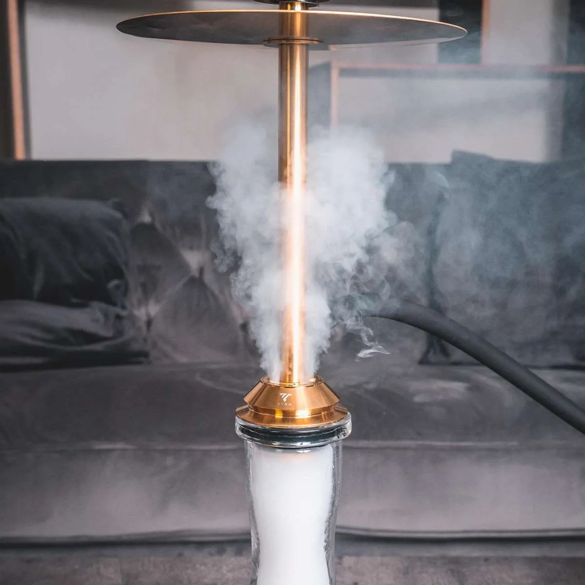 VYRO Versa  - Gold White